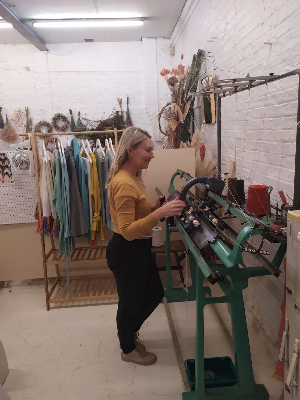 WAG&WOOL Tail | New Beginnings