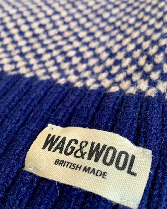 navy scarf label