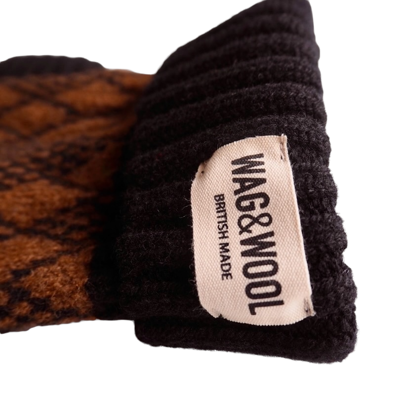 black and brown dog jumper label 