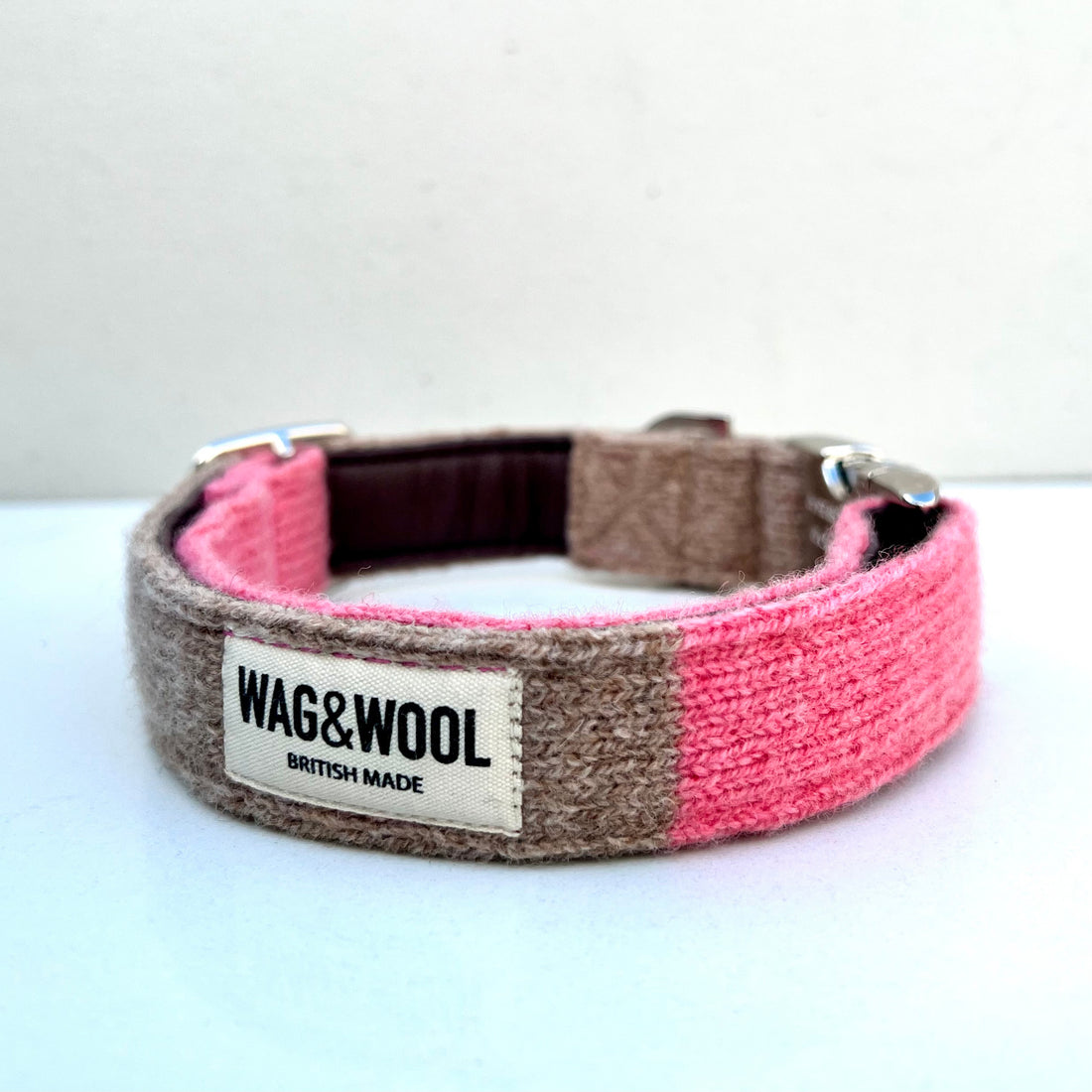 wool dog collar in pink
