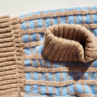 dog jumper leg close up